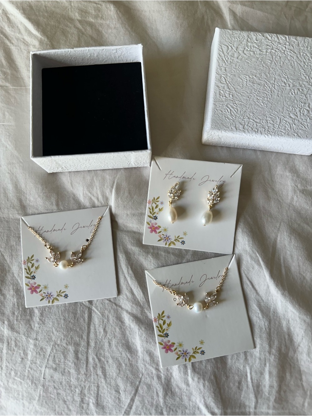 18K Gold Plated Pearl Necklace Bracelet and Earring Set